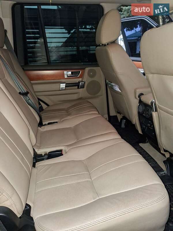 Внедорожник / Кроссовер Land Rover Discovery 2013 в Ольшанке