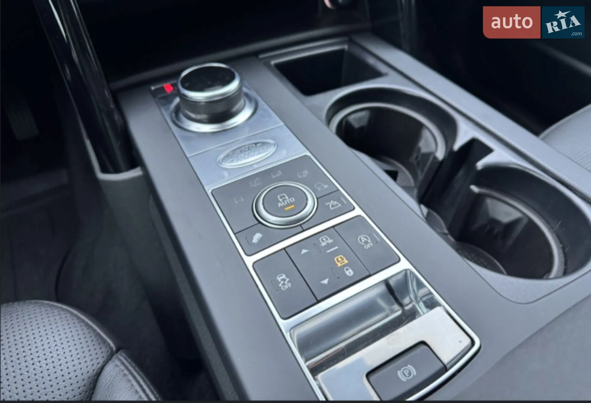 2019 Land Rover Discovery - мініатюра 9