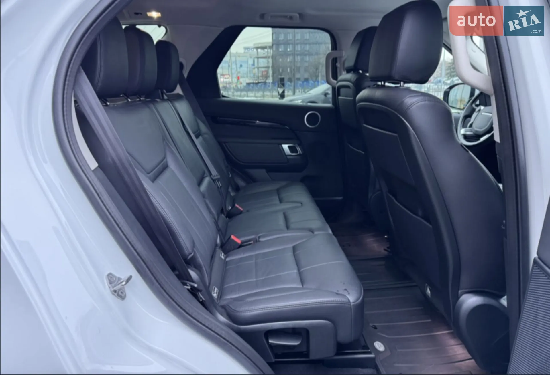 2019 Land Rover Discovery - мініатюра 13