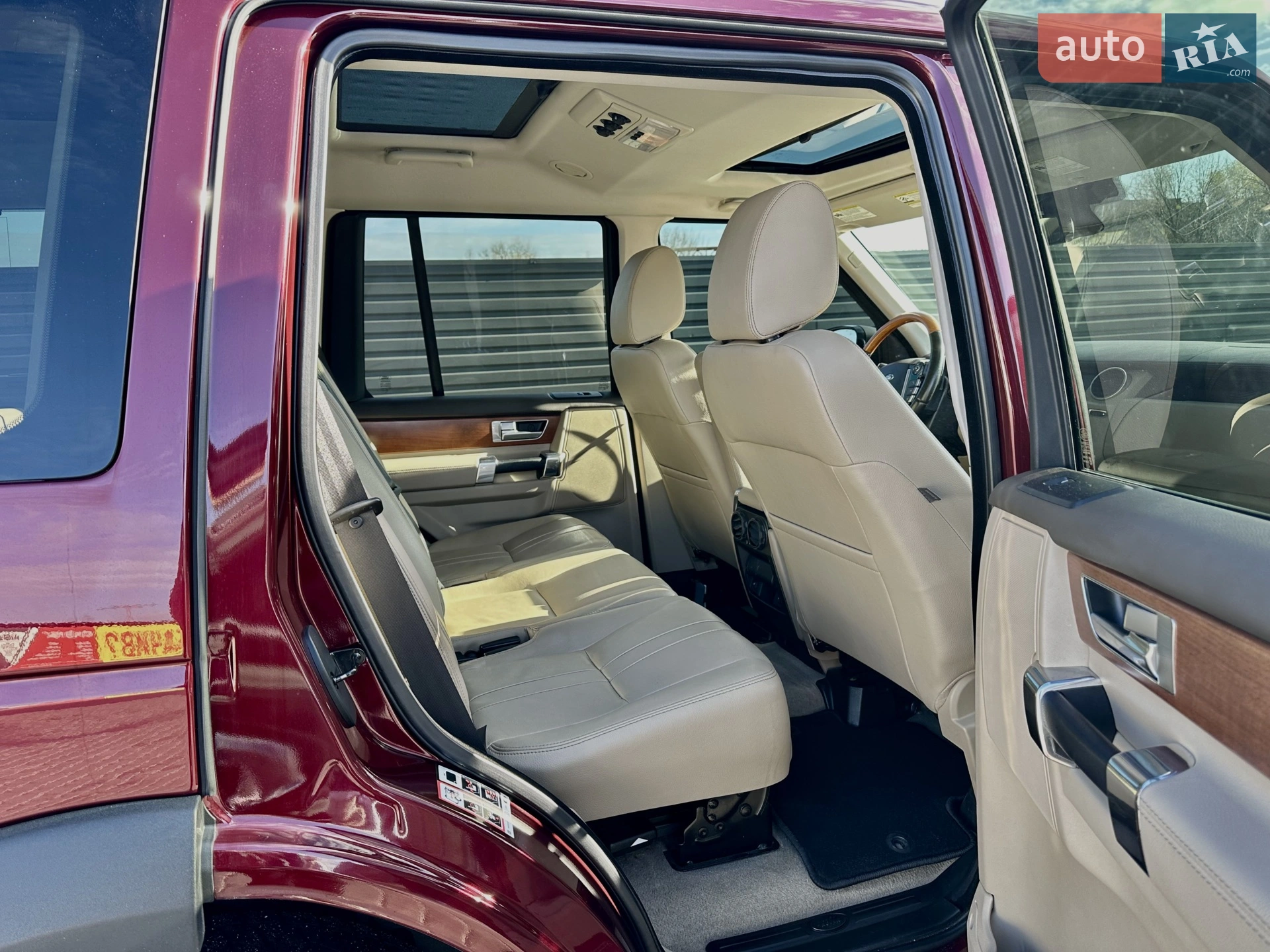 2015 Land Rover Discovery - мініатюра 7