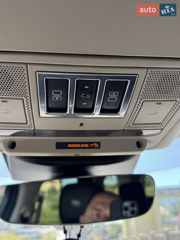 Внедорожник / Кроссовер Land Rover Discovery 2019 в Львове