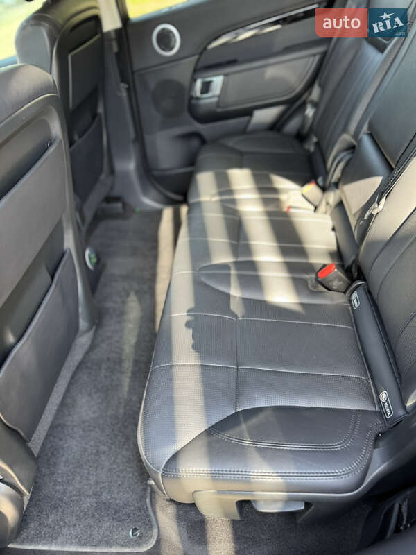 Внедорожник / Кроссовер Land Rover Discovery 2019 в Львове