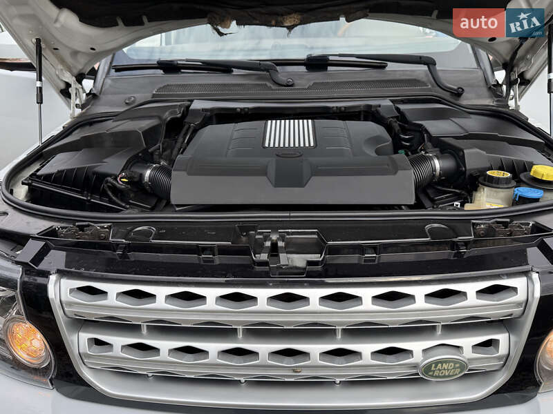 Внедорожник / Кроссовер Land Rover Discovery 2016 в Дрогобыче