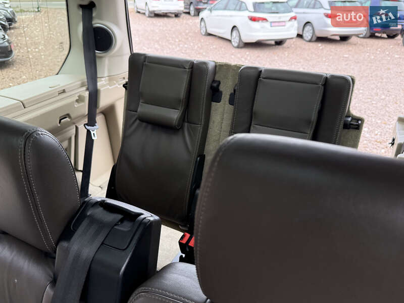 Внедорожник / Кроссовер Land Rover Discovery 2016 в Дрогобыче