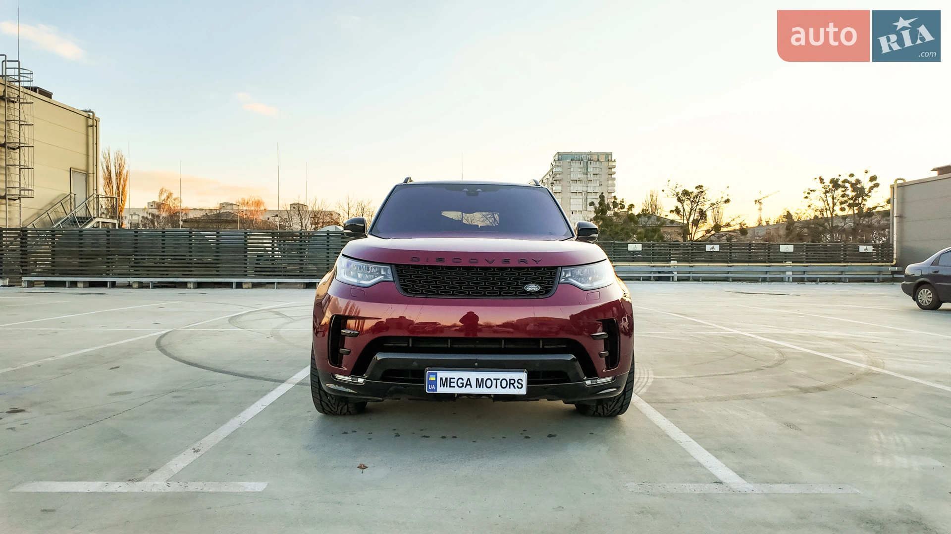 2017 Land Rover Discovery - мініатюра 2