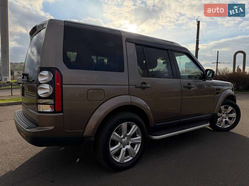 Внедорожник / Кроссовер Land Rover Discovery 2015 в Кривом Роге