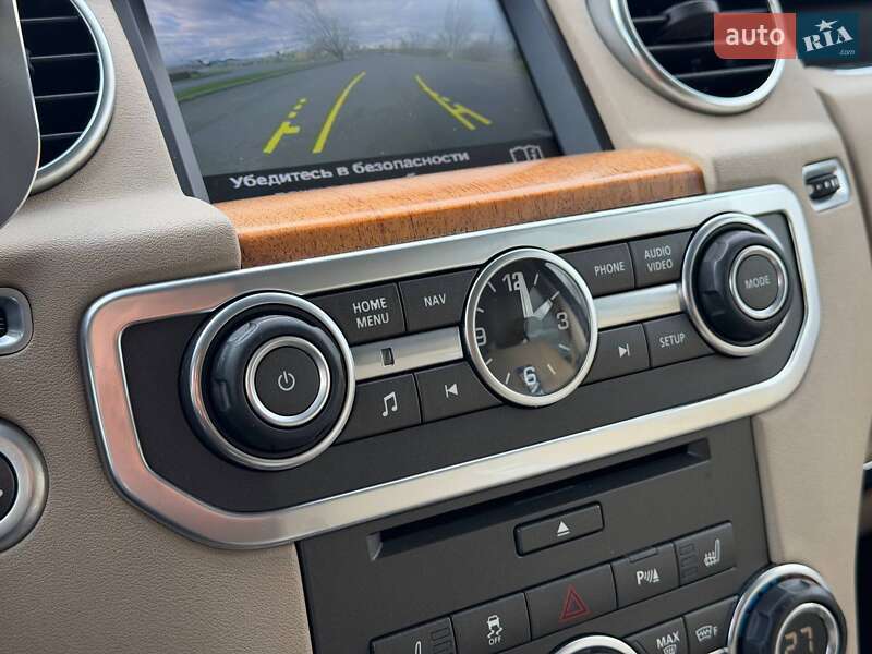 Внедорожник / Кроссовер Land Rover Discovery 2015 в Кривом Роге