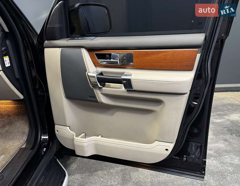 Внедорожник / Кроссовер Land Rover Discovery 2011 в Киеве