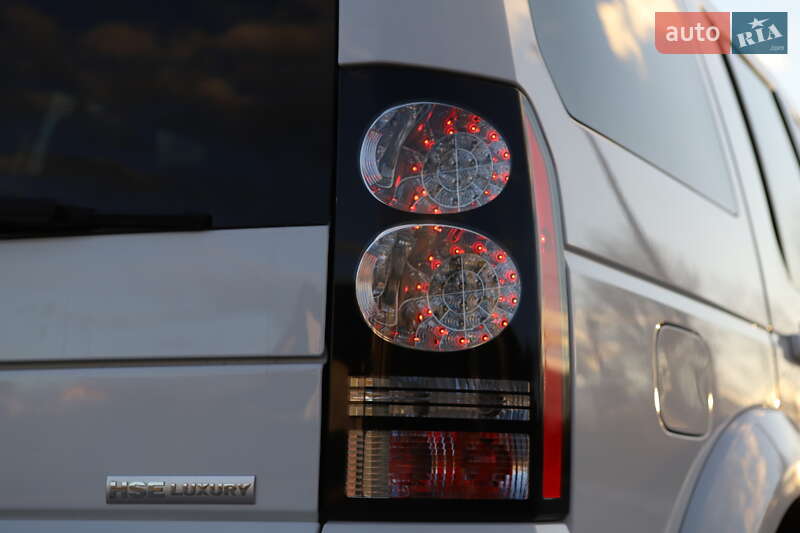 Внедорожник / Кроссовер Land Rover Discovery 2016 в Дрогобыче