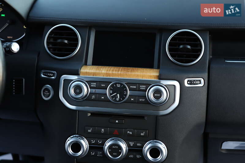 Внедорожник / Кроссовер Land Rover Discovery 2016 в Дрогобыче