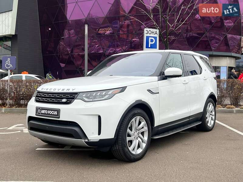 Внедорожник / Кроссовер Land Rover Discovery 2017 в Киеве