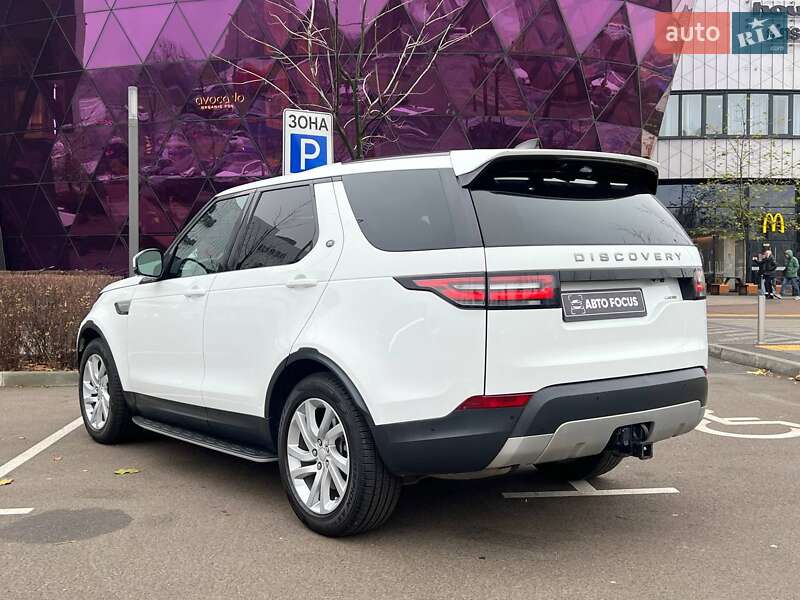 Внедорожник / Кроссовер Land Rover Discovery 2017 в Киеве