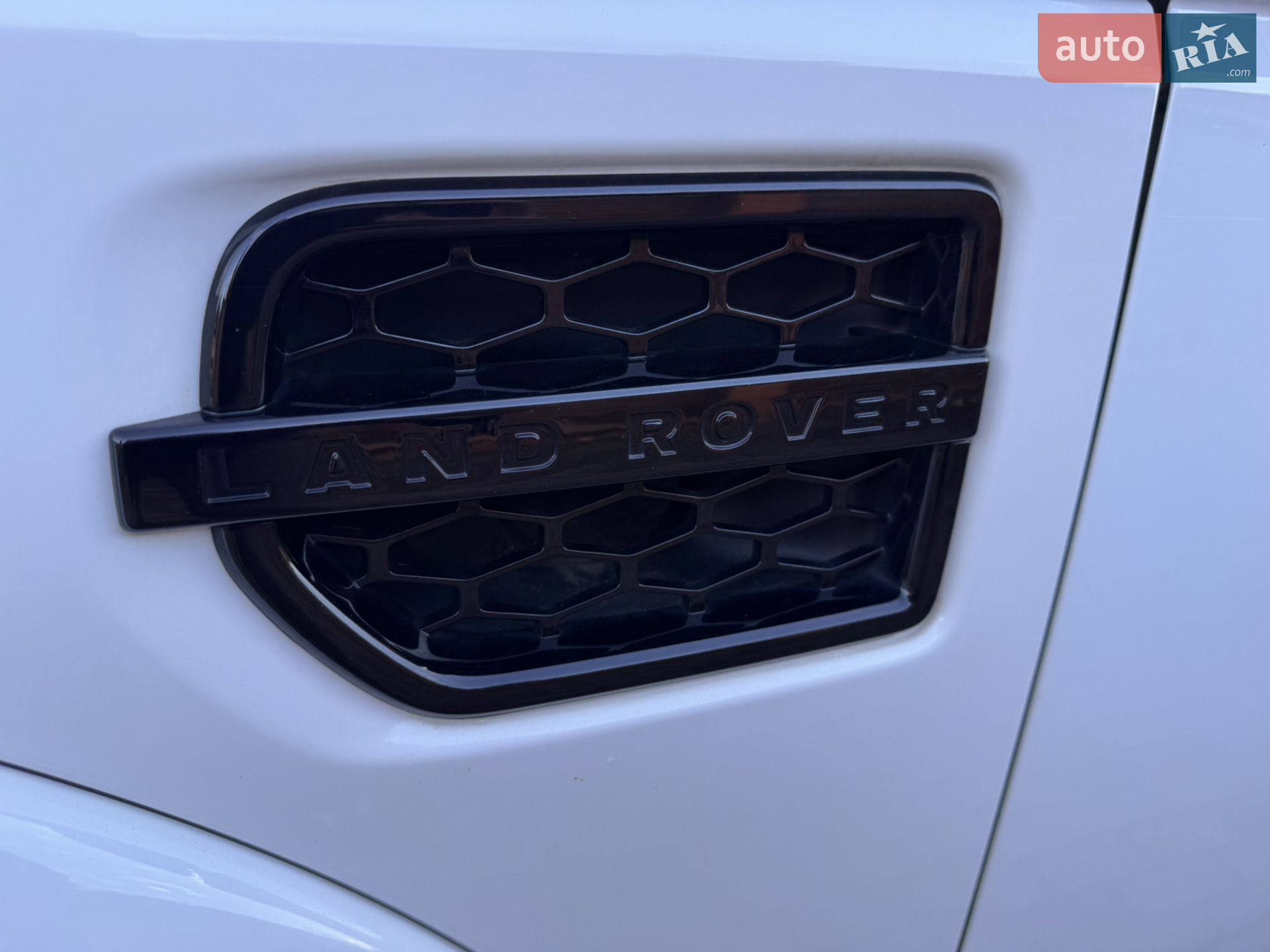 2016 Land Rover Discovery - мініатюра 27