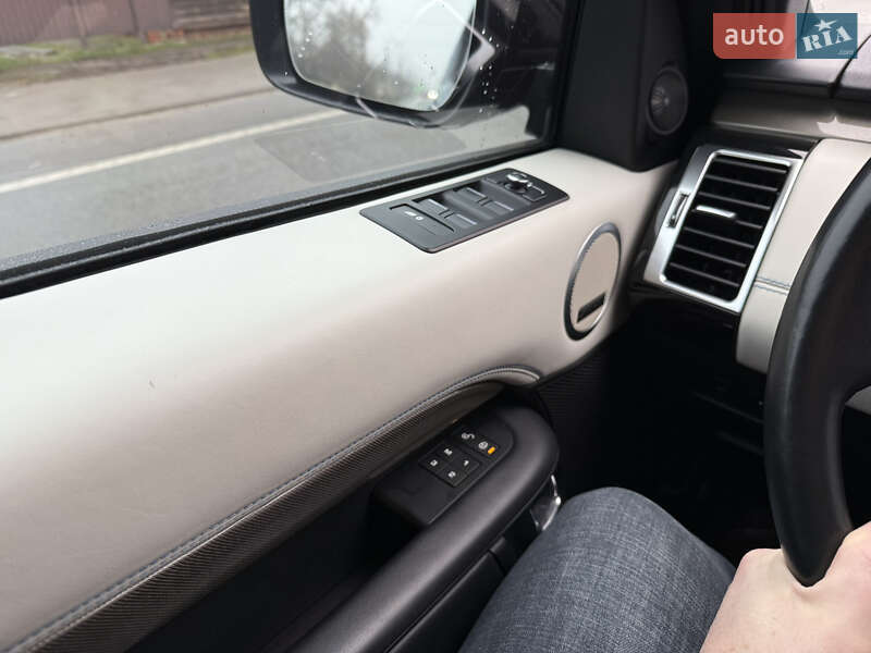 Внедорожник / Кроссовер Land Rover Discovery 2018 в Чернигове