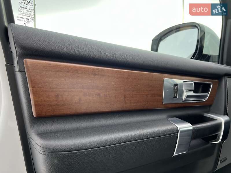 Внедорожник / Кроссовер Land Rover Discovery 2016 в Днепре