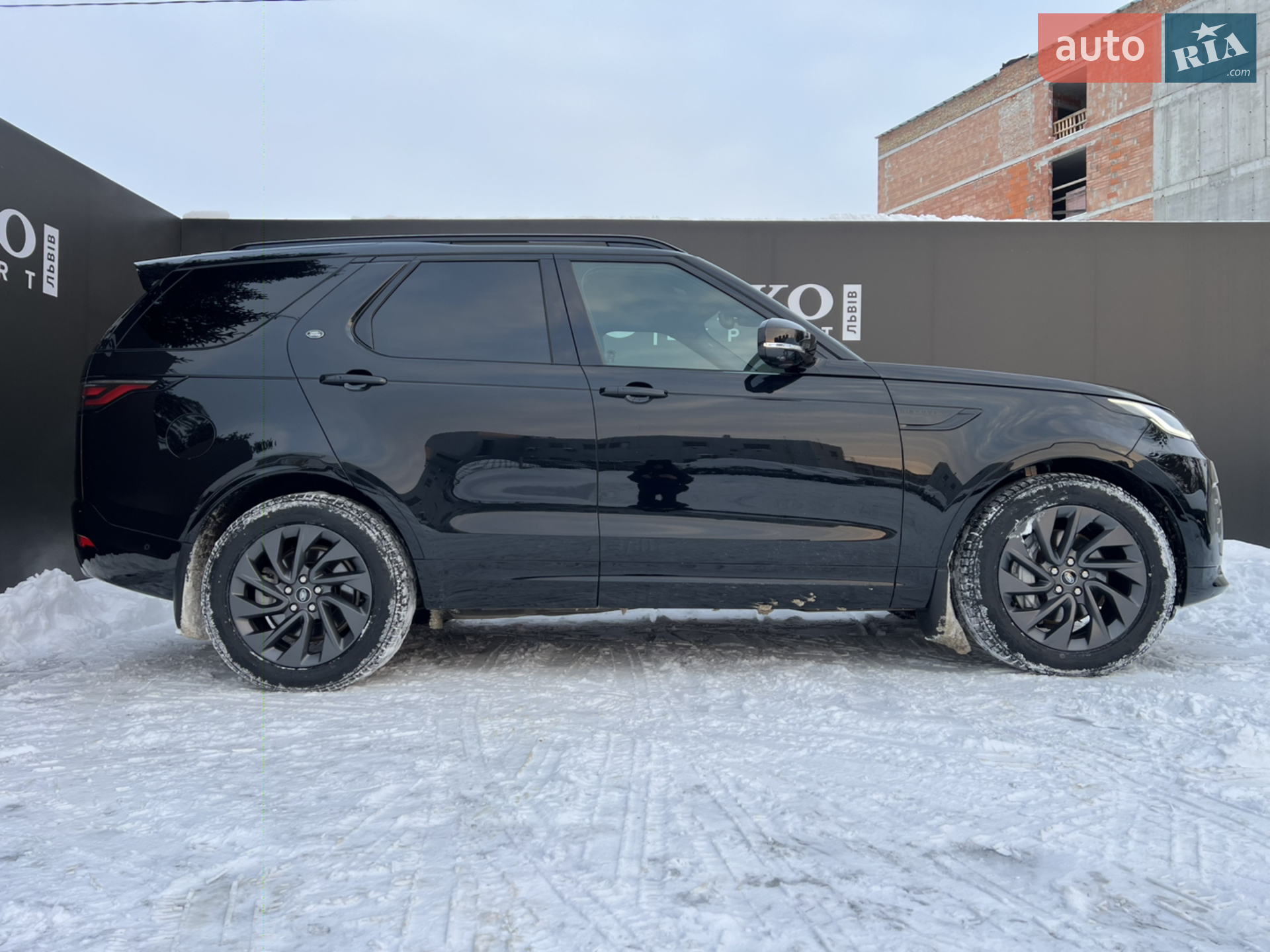 2023 Land Rover Discovery - мініатюра 10