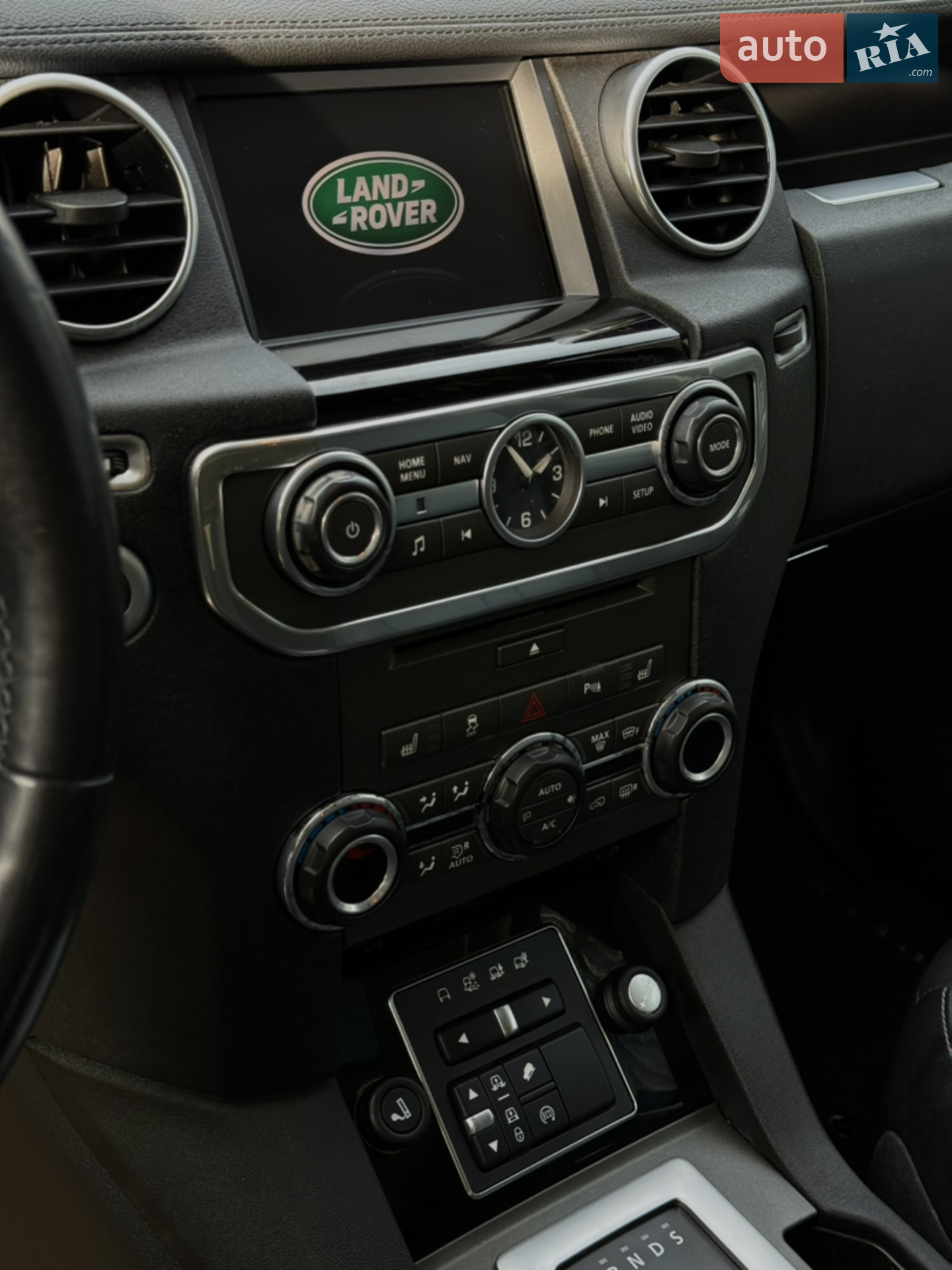2016 Land Rover Discovery - мініатюра 42