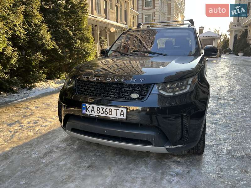 Внедорожник / Кроссовер Land Rover Discovery 2017 в Киеве