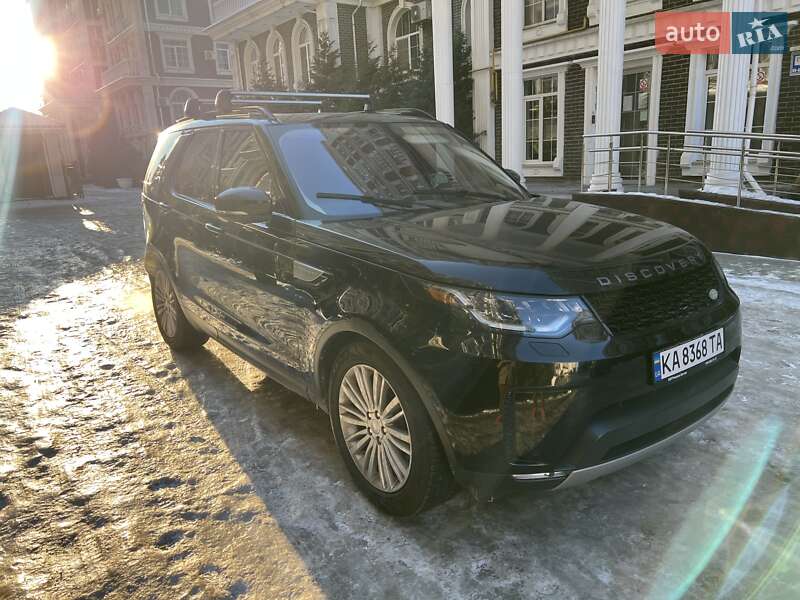 Внедорожник / Кроссовер Land Rover Discovery 2017 в Киеве