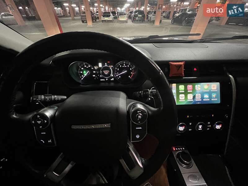 Внедорожник / Кроссовер Land Rover Discovery 2017 в Киеве