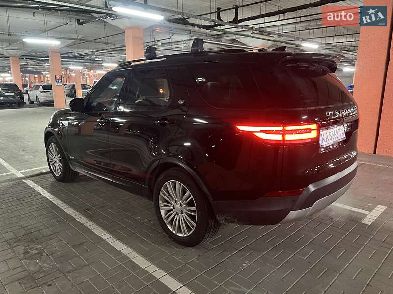 Внедорожник / Кроссовер Land Rover Discovery 2017 в Киеве