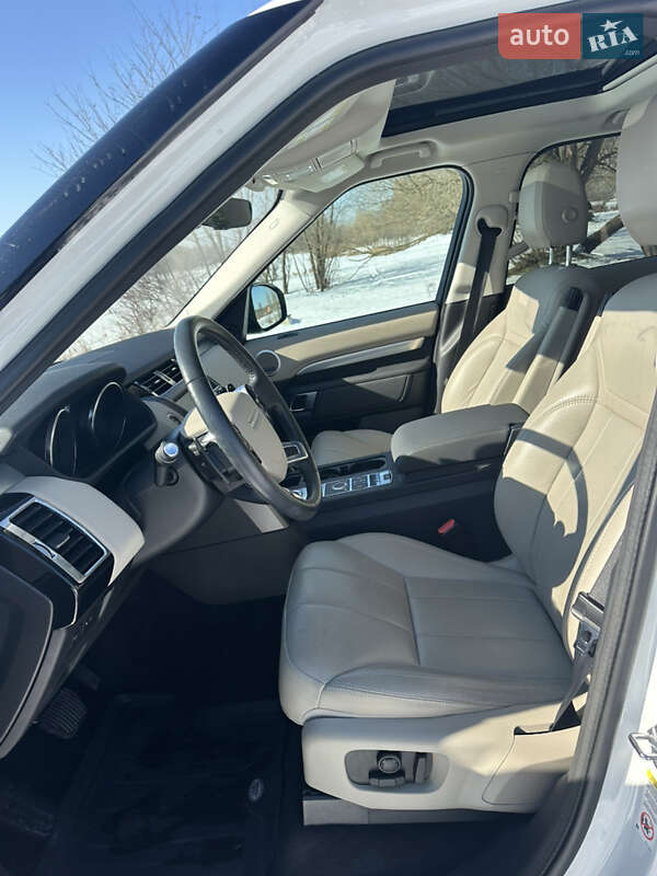 Внедорожник / Кроссовер Land Rover Discovery 2019 в Киеве