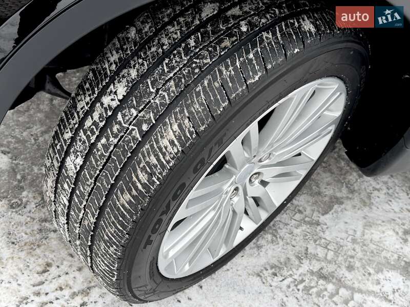 Внедорожник / Кроссовер Land Rover Discovery 2017 в Виннице