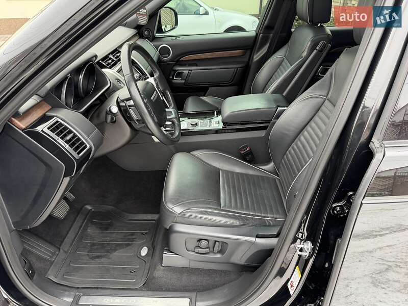 Внедорожник / Кроссовер Land Rover Discovery 2017 в Виннице