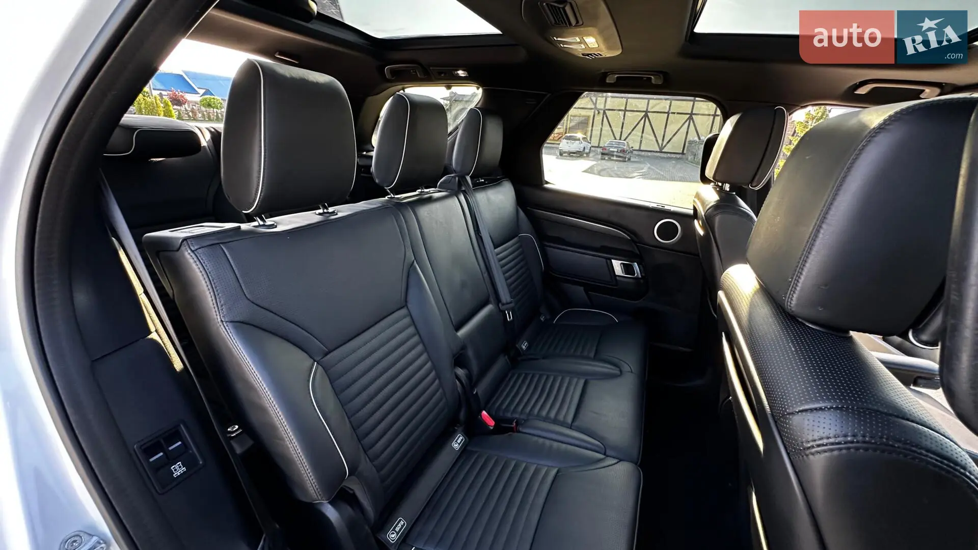 2020 Land Rover Discovery - мініатюра 42