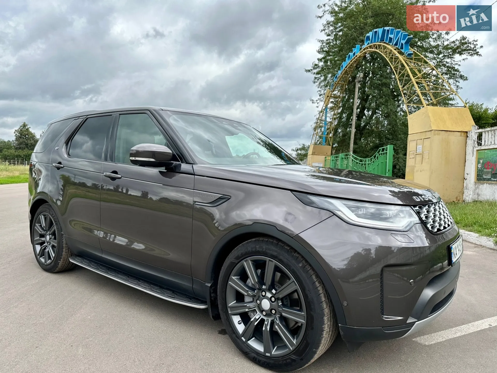 2021 Land Rover Discovery - мініатюра 19
