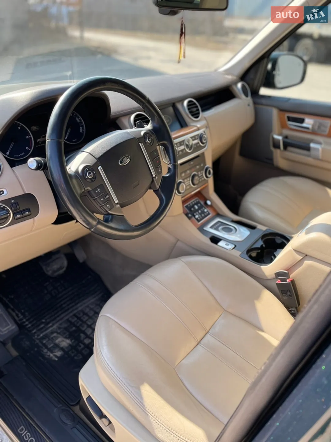 2015 Land Rover Discovery - мініатюра 6