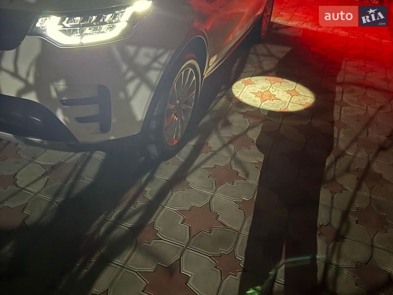 Внедорожник / Кроссовер Land Rover Discovery 2017 в Одессе