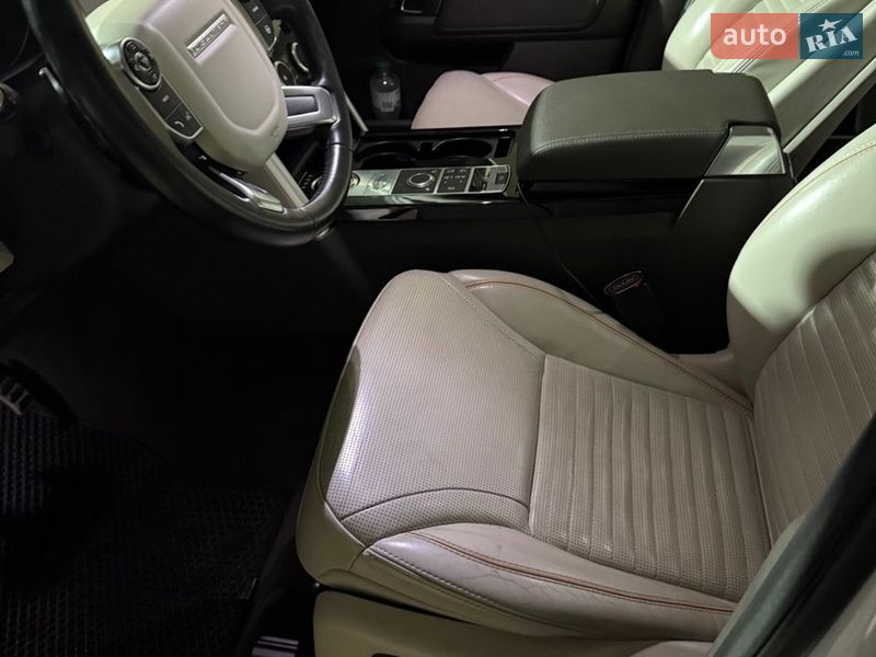 Внедорожник / Кроссовер Land Rover Discovery 2017 в Одессе