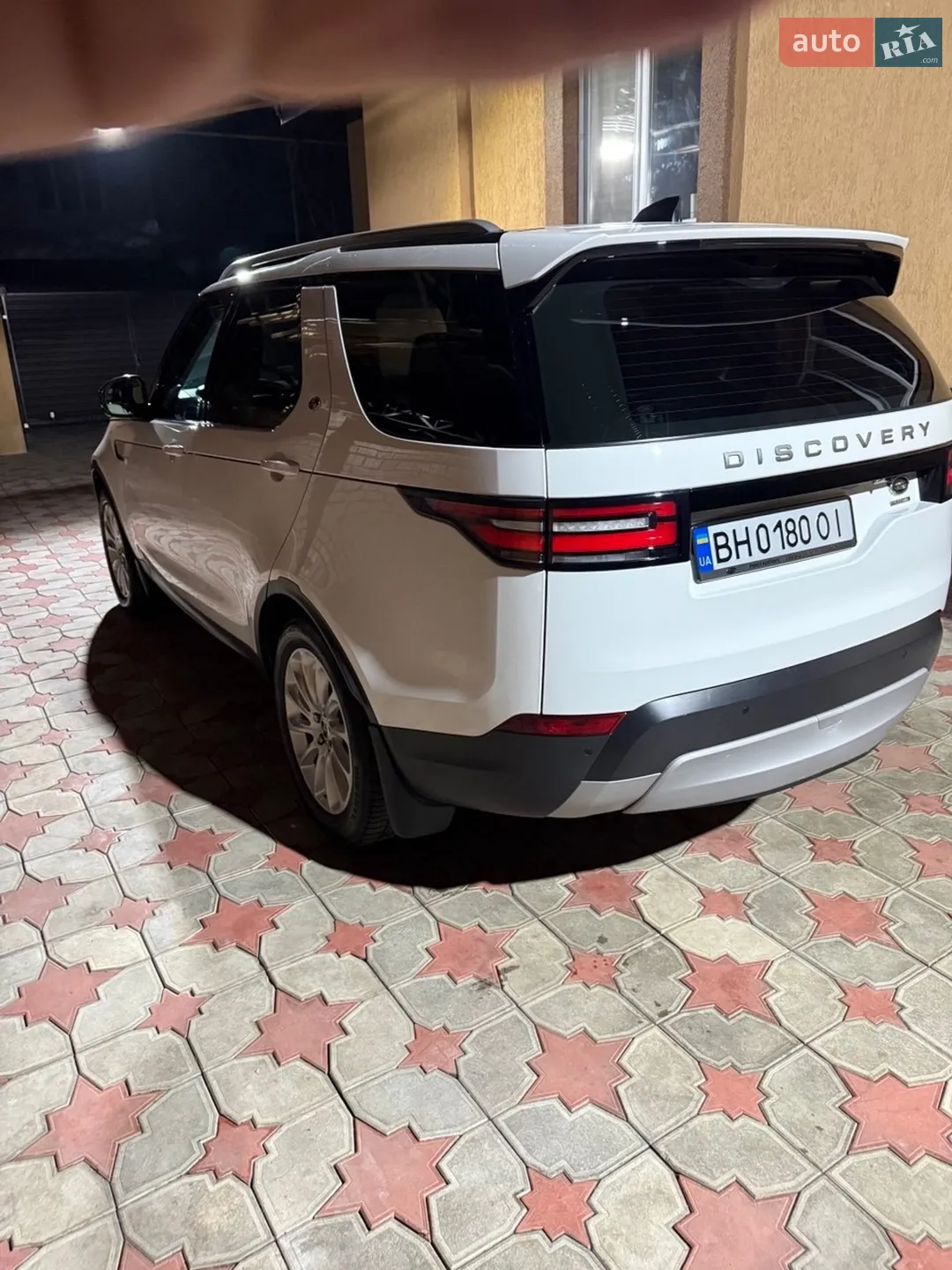 2017 Land Rover Discovery - мініатюра 37