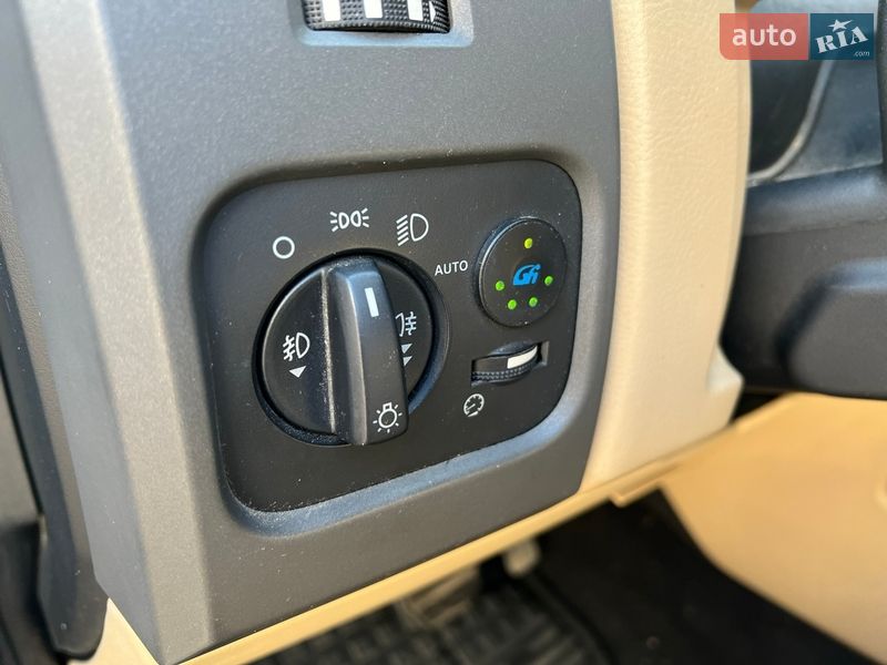 Позашляховик / Кросовер Land Rover Discovery 2007 в Києві