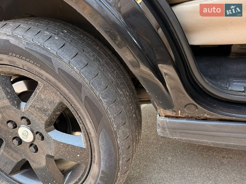 Позашляховик / Кросовер Land Rover Discovery 2007 в Києві