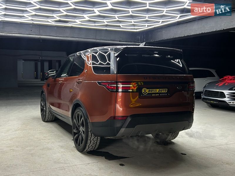 Позашляховик / Кросовер Land Rover Discovery 2017 в Чернівцях