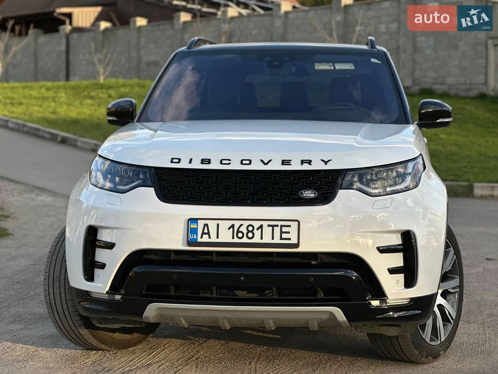 2018 Land Rover Discovery - мініатюра 2