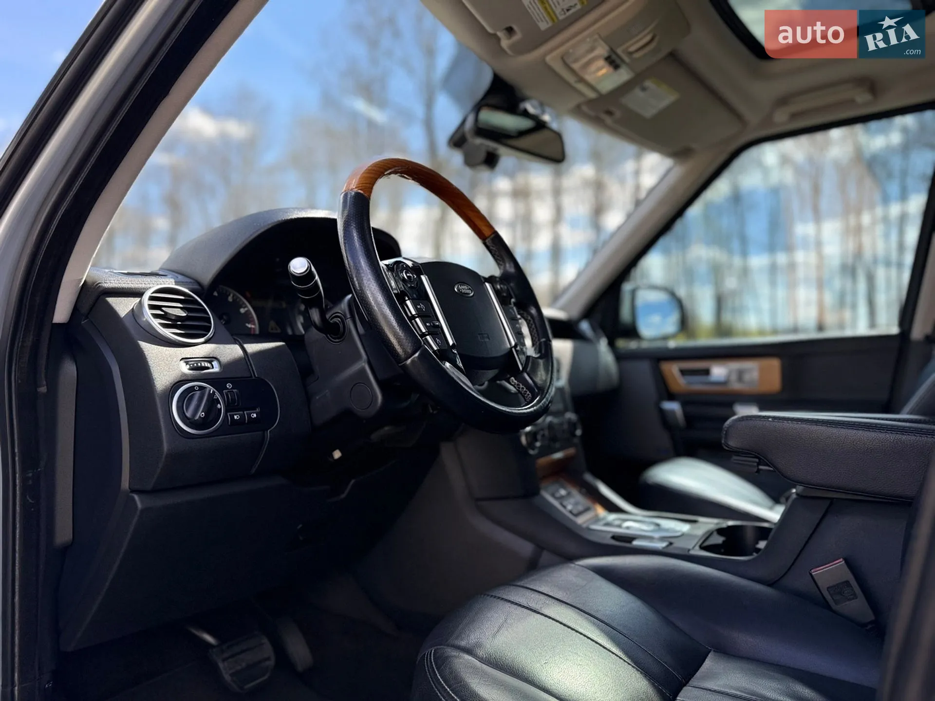 2015 Land Rover Discovery - мініатюра 33