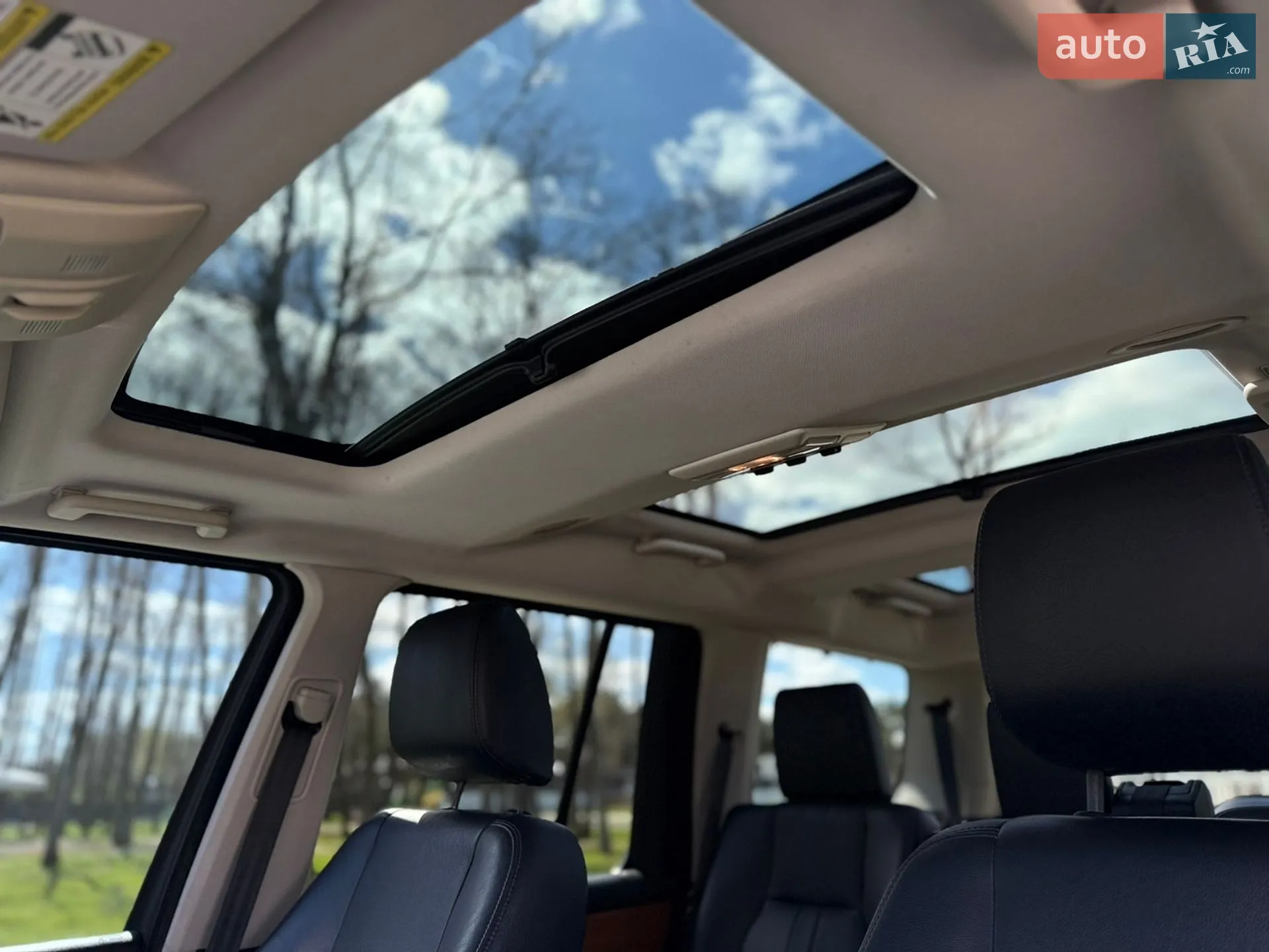 2015 Land Rover Discovery - мініатюра 38