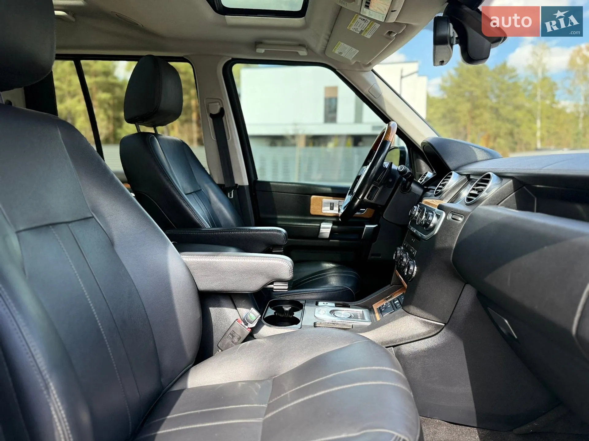 2015 Land Rover Discovery - мініатюра 51