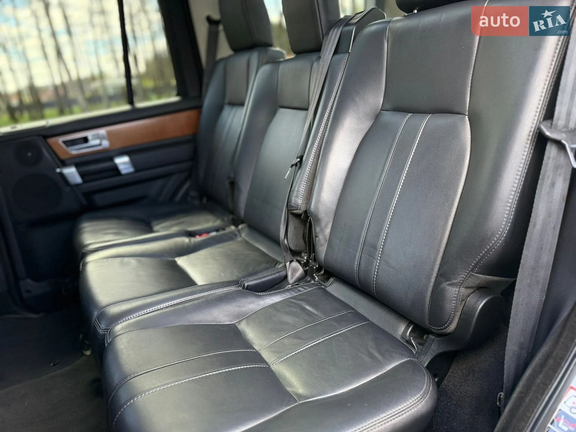 2015 Land Rover Discovery - мініатюра 71