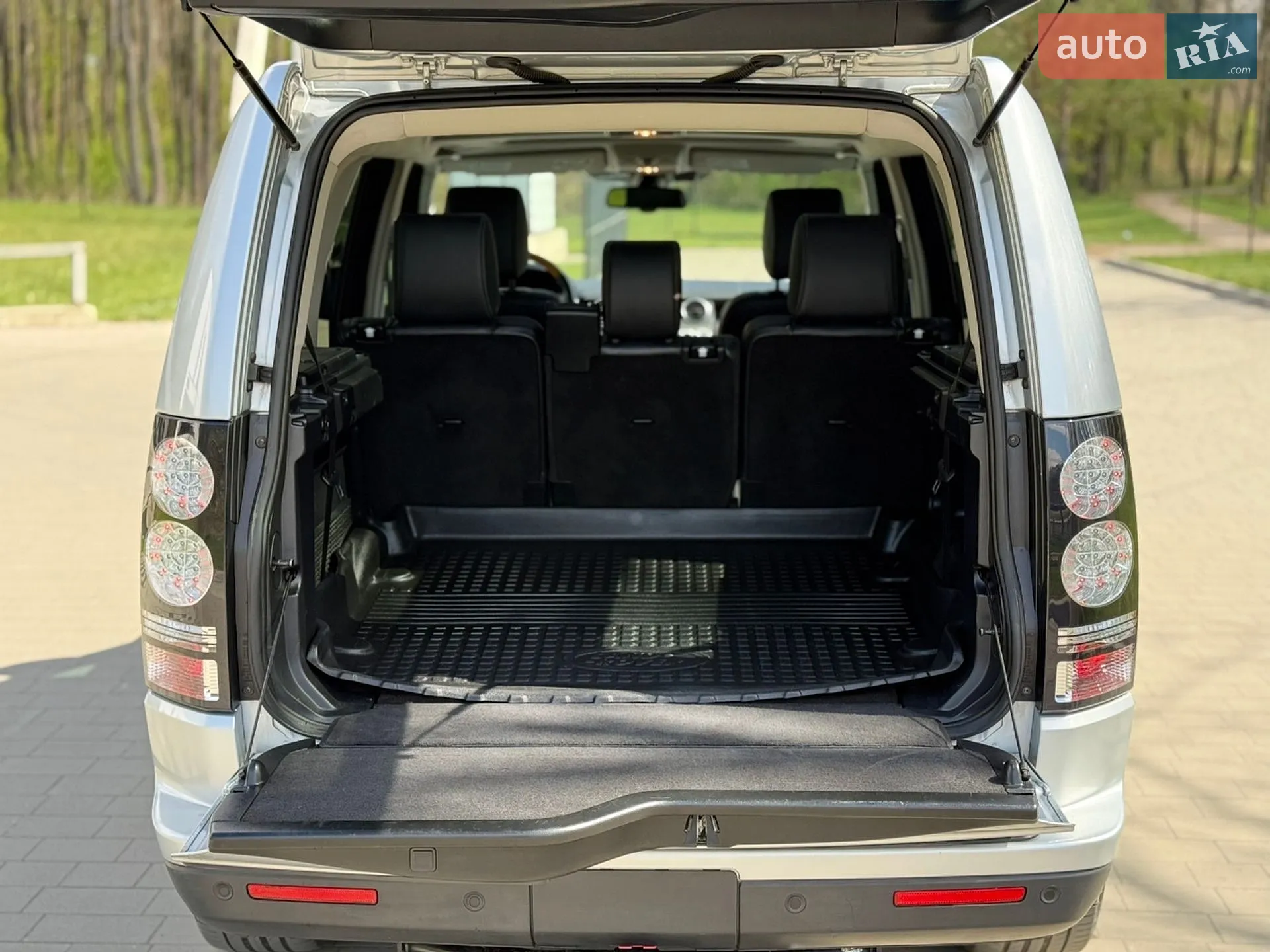 2015 Land Rover Discovery - мініатюра 92