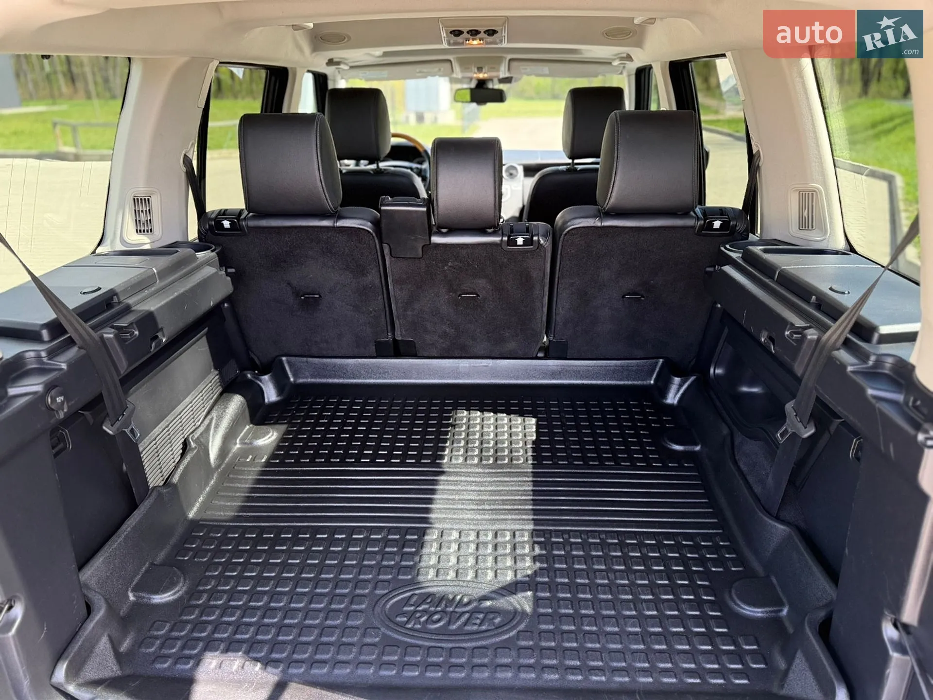 2015 Land Rover Discovery - мініатюра 94