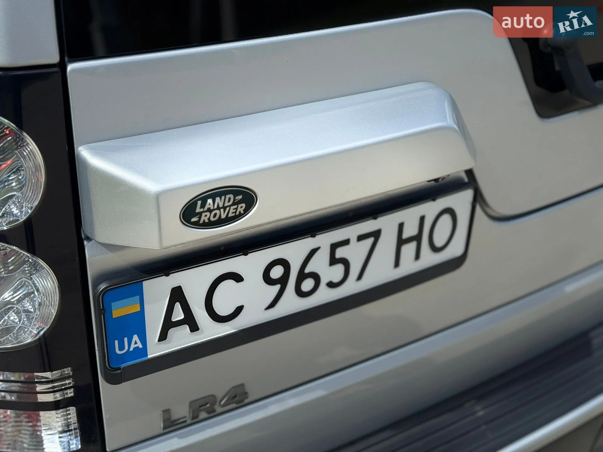 2015 Land Rover Discovery - мініатюра 101