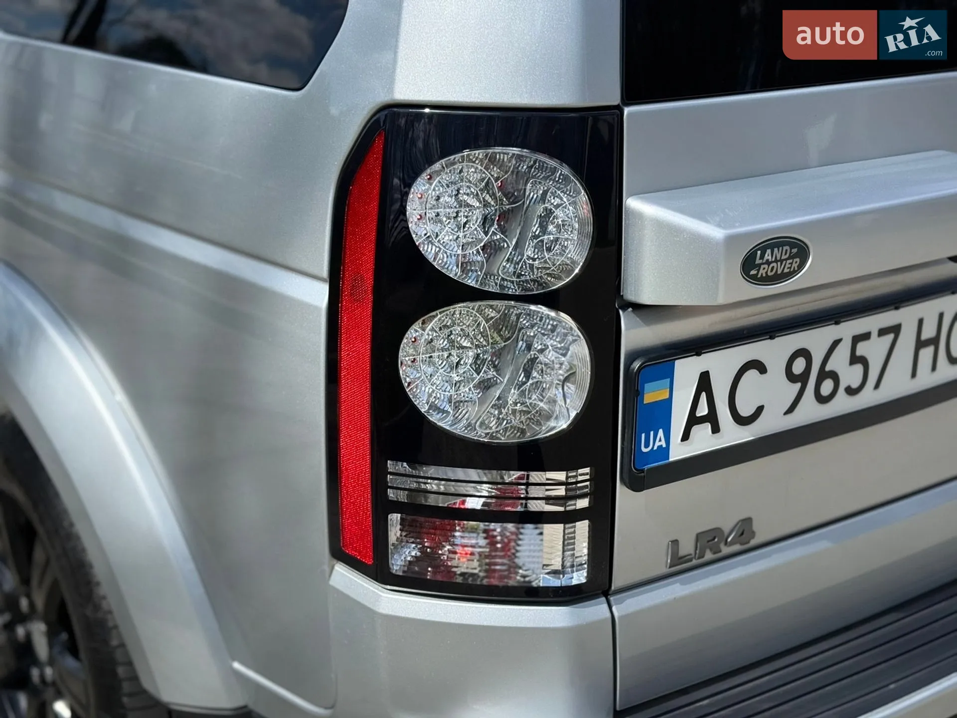 2015 Land Rover Discovery - мініатюра 104