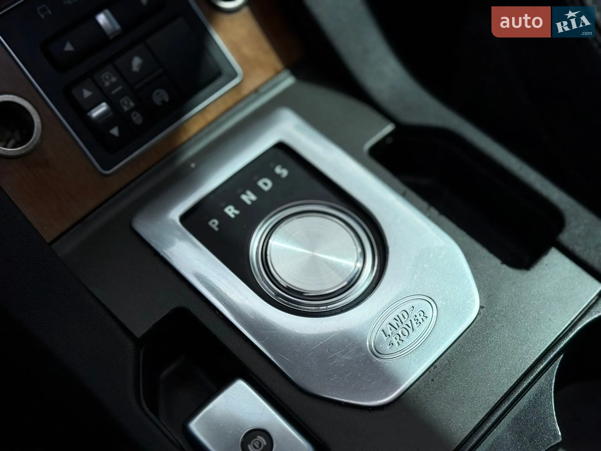 2015 Land Rover Discovery - мініатюра 149