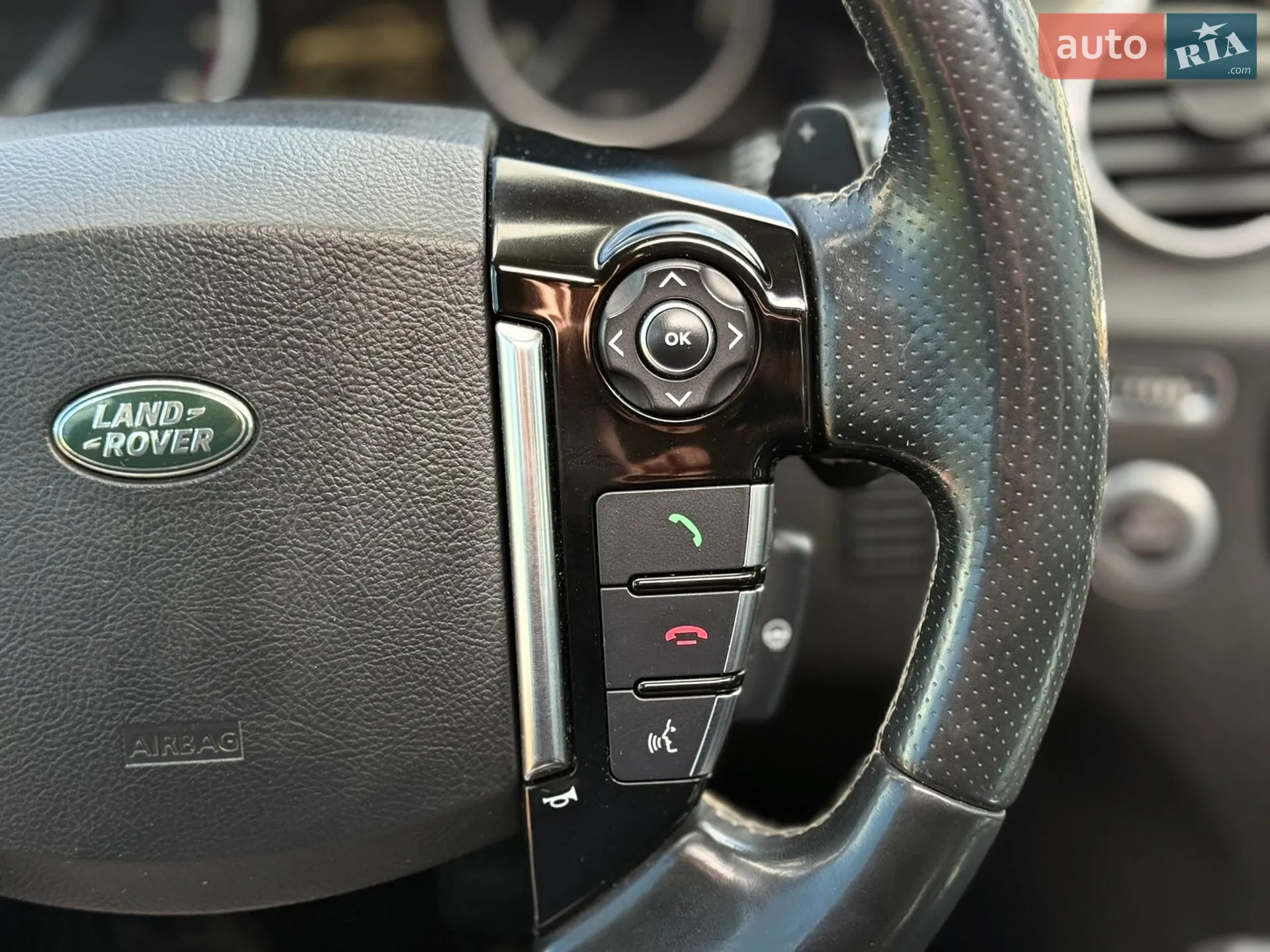 2015 Land Rover Discovery - мініатюра 155