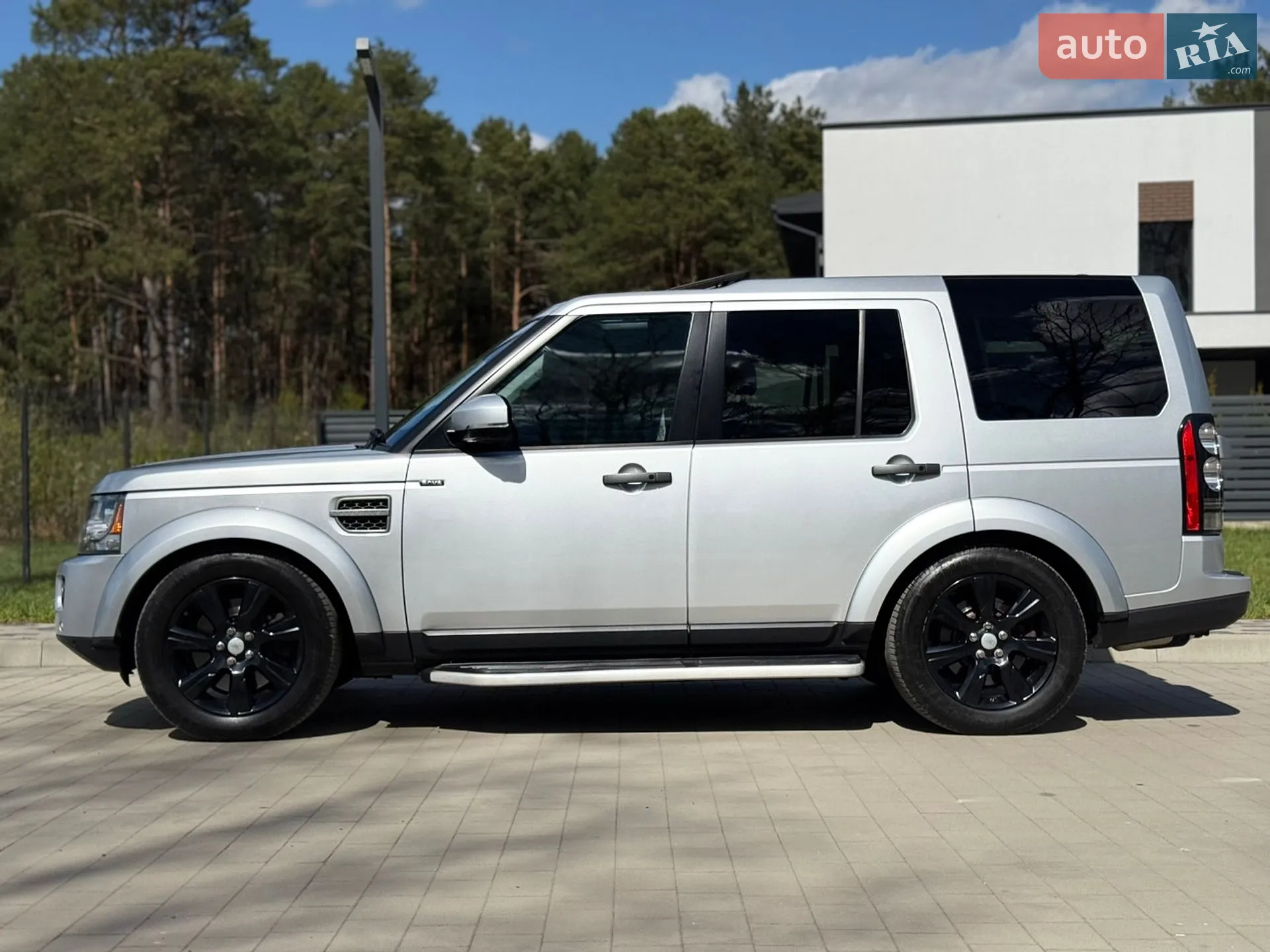 2015 Land Rover Discovery - мініатюра 193