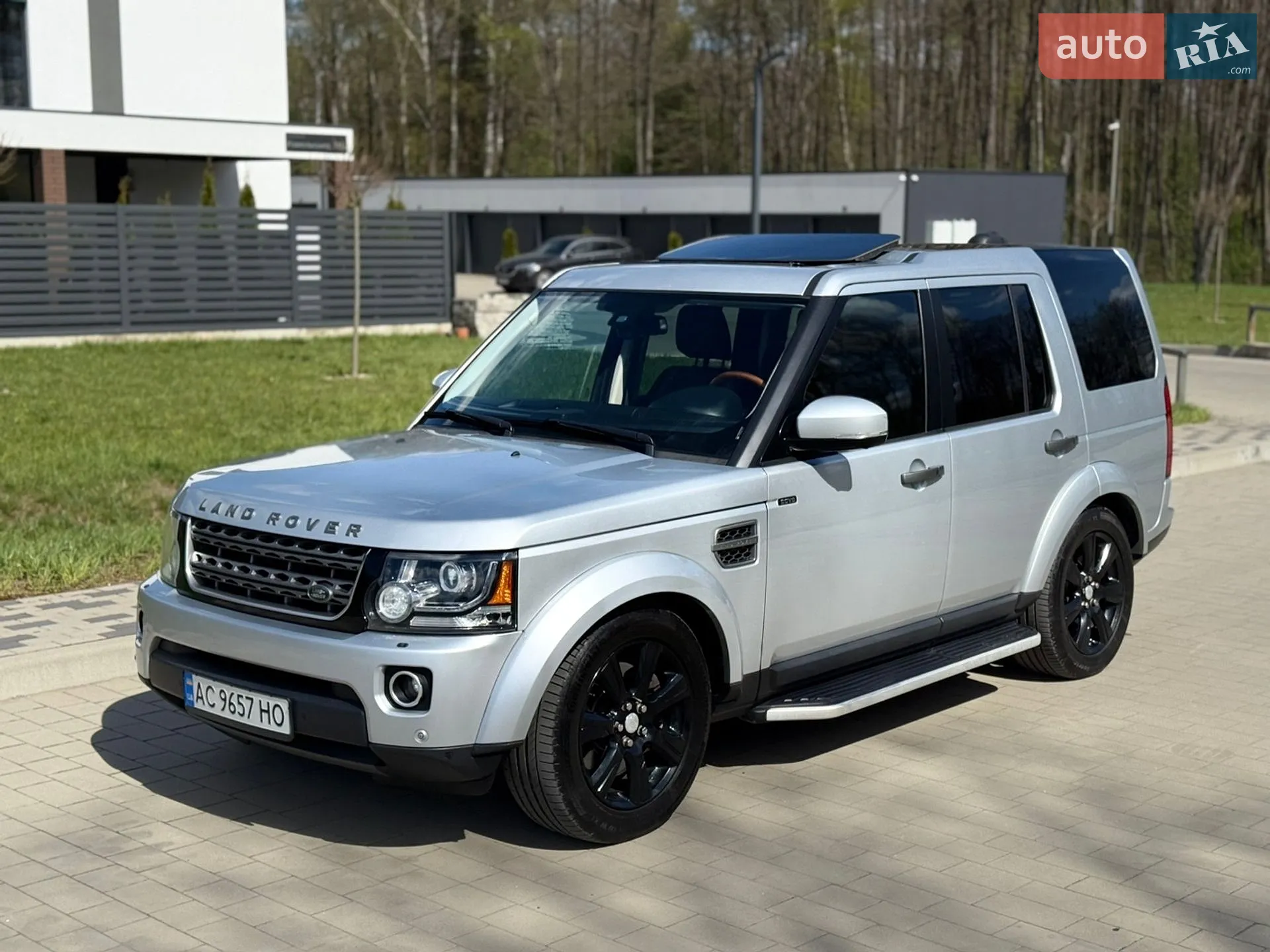 2015 Land Rover Discovery - мініатюра 194